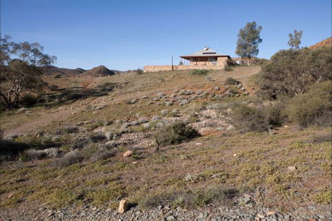 Nudlamutana Hut - Victoria Tourism 1