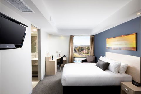 Mantra Tullamarine Hotel - Victoria Tourism 3