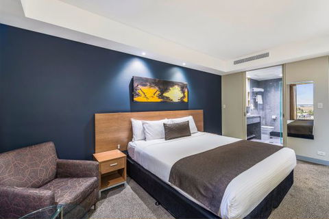 Mantra Tullamarine Hotel - Victoria Tourism 4