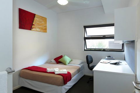 Western Sydney University Village Parramatta - Victoria Tourism 0