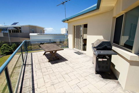 Fensom's Holiday Home - Tourism Bookings 33
