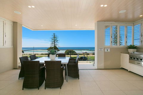 Oceans 74 - An Elite Holiday Home - Caravan Park Accommodation 27