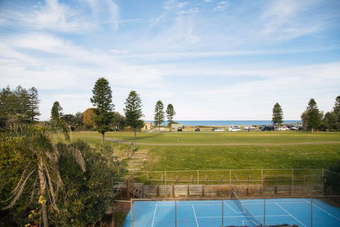Reef Resort Apartments - Tourism Bookings WA 3
