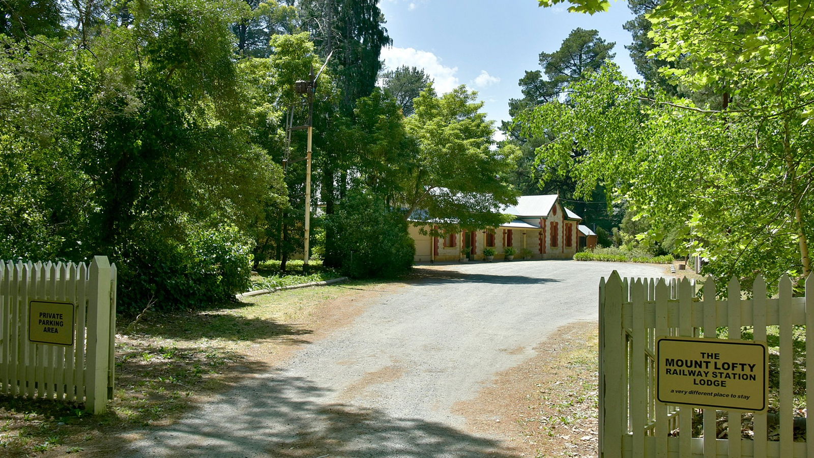 Mount Lofty Railway Station Logo and Images