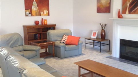 Ulmara Holiday Unit - Caravan Park Accommodation 2