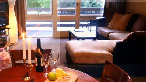 Creekside Holiday Home Rental - Caravan Park Accommodation 0