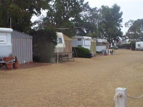 Pine Point Caravan Park - Victoria Tourism 2
