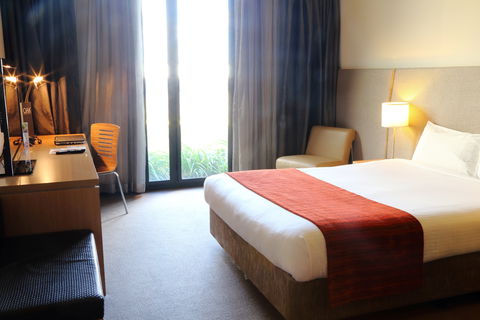 Alpha Hotel Eastern Creek - Caravan Park Accommodation 0