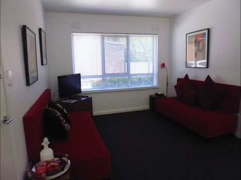 Apartments Of South Yarra - Caravan Park Accommodation 4