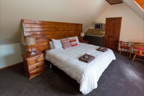 Gold Mine Guesthouse - Tourism Bookings WA 3