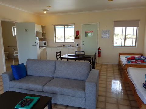 Marion Bay Holiday Villas - Victoria Tourism 4