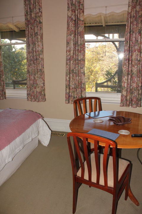 The Turret House - Car Rental 9