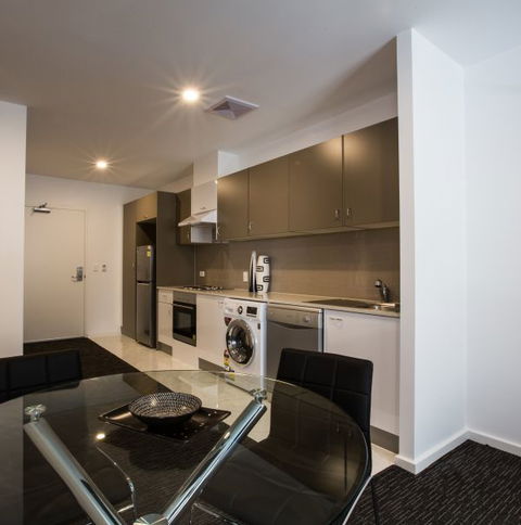 ADELAIDE DRESSCIRCLE APARTMENTS - THE PALMS APARTMENTS KENT TOWN - Tourism Listing 14