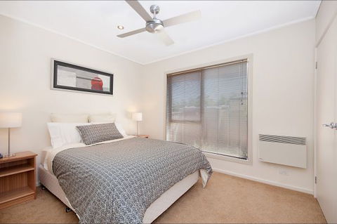 Hamilton Accommodation - Tourism Bookings WA 6