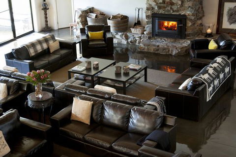 Saladin Lodge - Tourism Listing 1