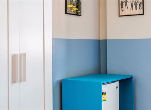 Darlo Bar At The Royal Sovereign Hotel - Caravan Park Accommodation 4