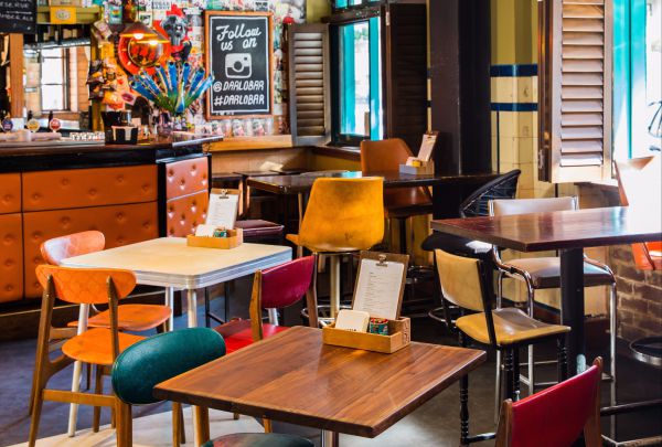 Darlo Bar At The Royal Sovereign Hotel - thumb 7