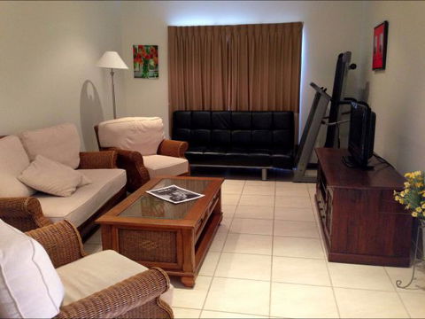 Shamore Apartments - Eleventh Street - Caravan Park Accommodation 3