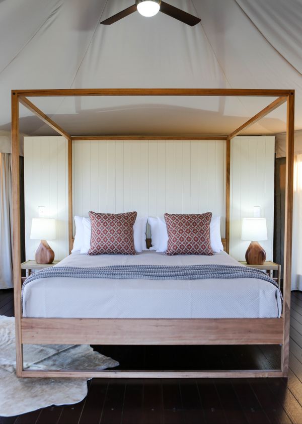 Rivershore Resort Logo and Images