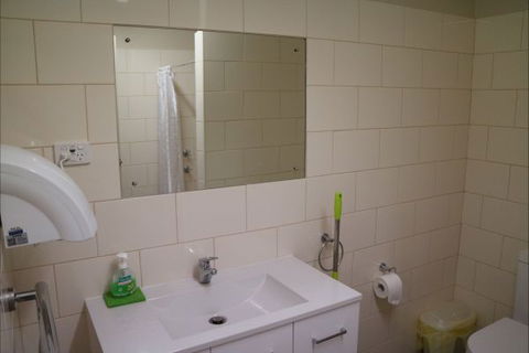 Coonawarra Bush Holiday Park - Caravan Park Accommodation 8