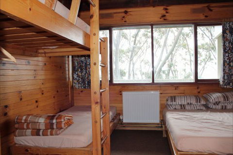 Edski Lodge - Tourism Listing 1
