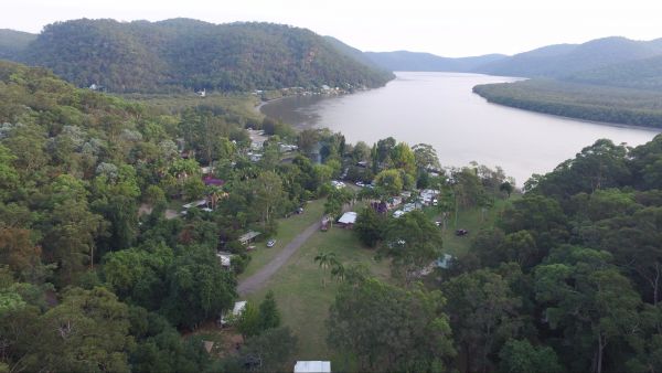Greenmans on the Hawkesbury Logo and Images