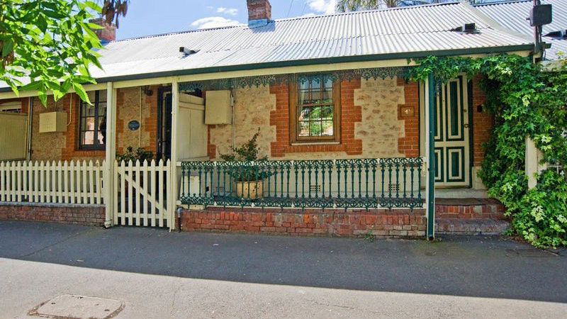 The Lion Cottage