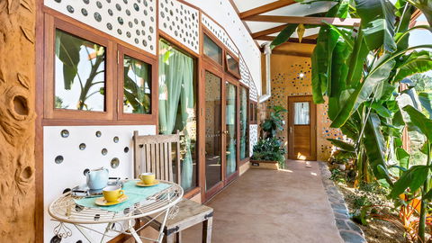 Earthship Ironbank - Victoria Tourism 0