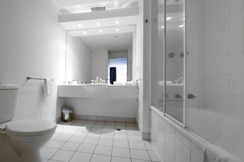 Park Regis Griffin Suites - Victoria Tourism 4