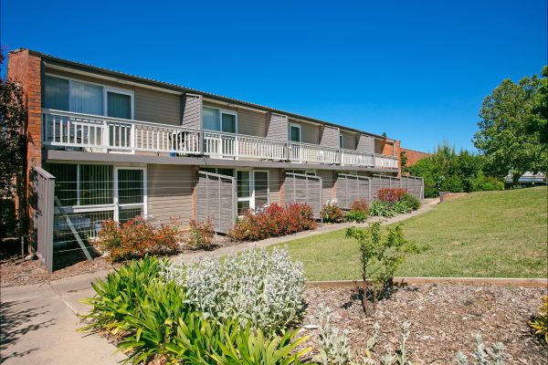 Bathurst Apartments Logo and Images