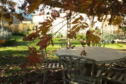 Cadogan Central Luxury - Caravan Park Accommodation 8