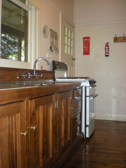 Cottages Of Mt. Dandenong - Caravan Park Accommodation 2