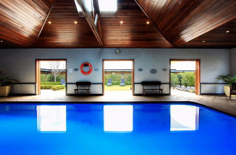 Crowne Plaza Hawkesbury Valley - Car Rental 7