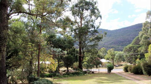 Sundial Holiday Apartments - Car Rental 6
