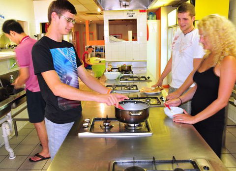 Westend Backpackers - Tourism Bookings WA 5