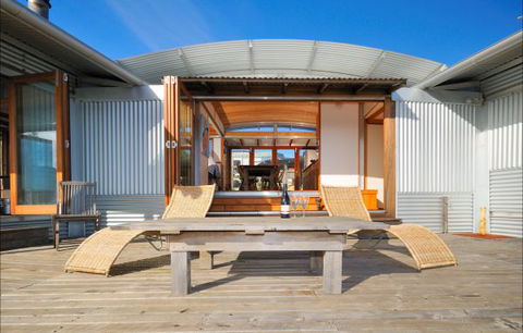 West End Beach House - Caravan Park Accommodation 0