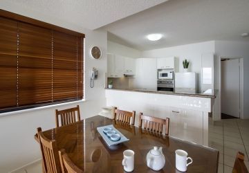 Kings Row Holiday Apartments - Tourism Bookings WA 3