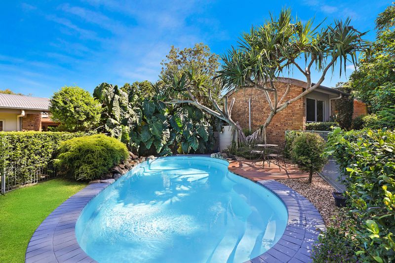 Crystal Waters QLD Tourism Listing
