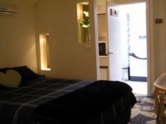 Carlton Terrace Boutique Apartments Logo and Images