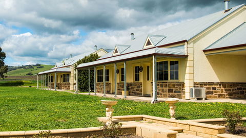 Barossa Vineyard Cottages - Tourism Bookings WA 2