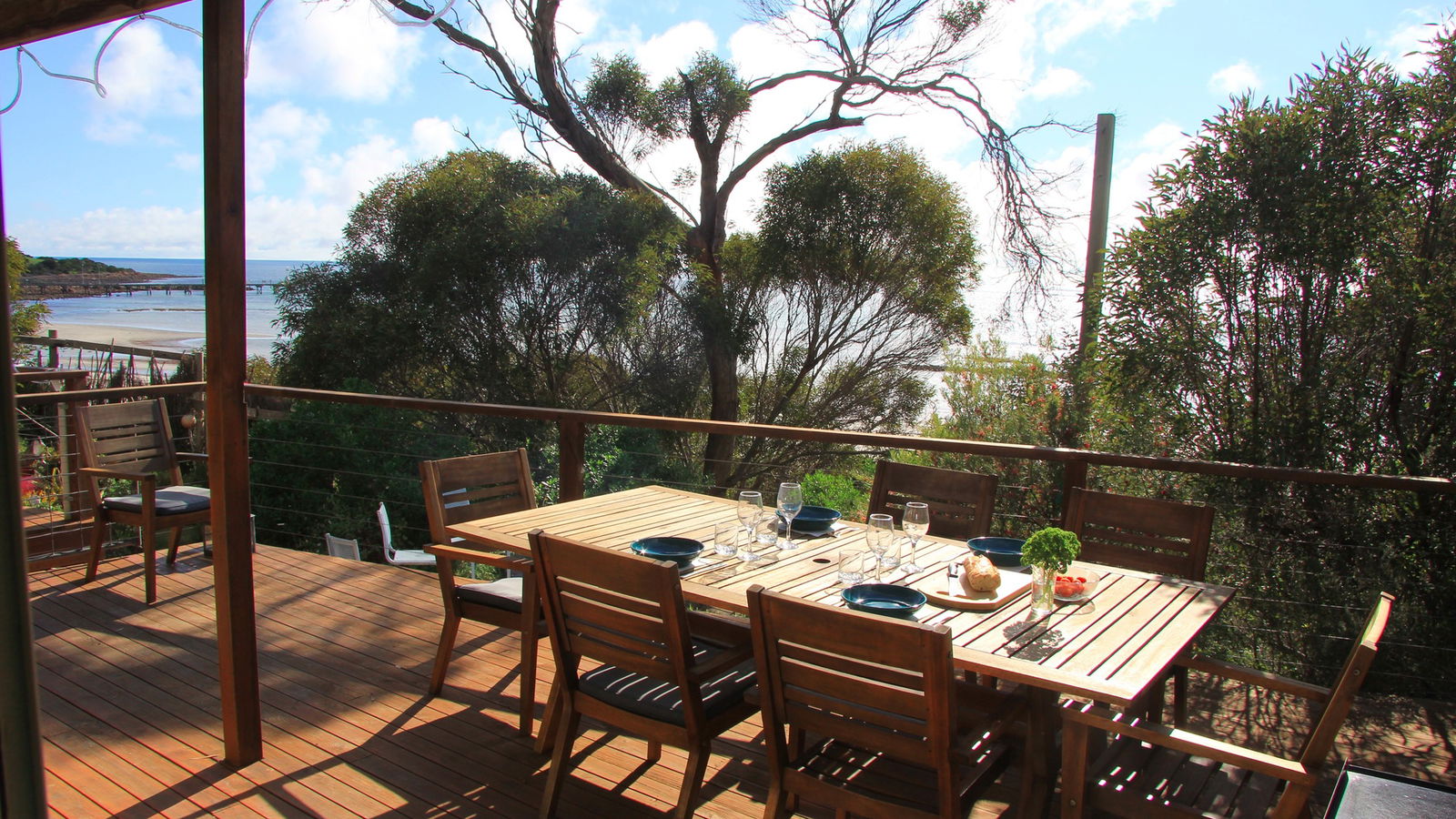 Emu Bay Stay