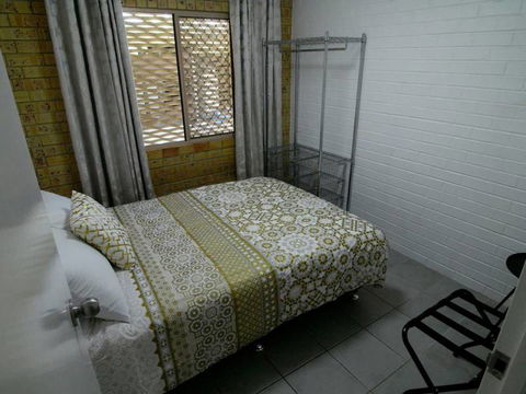 17 North Street  Budget Accommodation - Tourism Listing 4