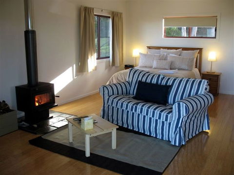 EcoRidge Hideaway - Victoria Tourism 2