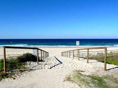 Grande Florida Beachside Resort - Caravan Park Accommodation 1