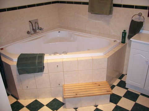 Limestone View (Naracoorte Cottages) - Tourism Listing 2