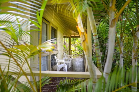 Pacific Palms Resort - Car Rental 5