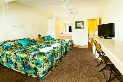Premier Motor Inn - Tourism Listing 3
