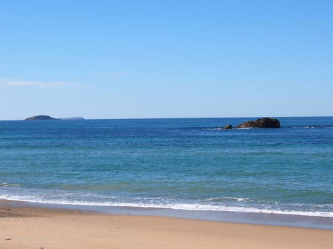 Smugglers On The Beach - Tourism Listing 1
