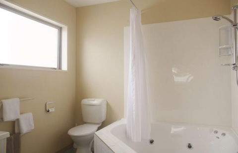 Phoenix Motels - Accommodation New Zealand 4