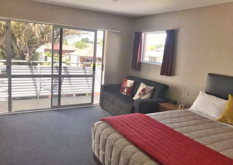 Phoenix Motels - Accommodation New Zealand 7